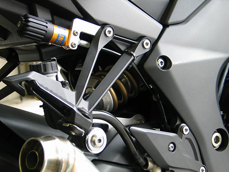 オーリンズOHLINS　ショックZ1000